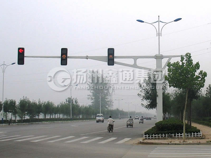 XHDG-042，方桿信號(hào)燈桿